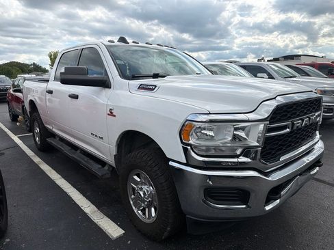 Used 2020 RAM 2500 Tradesman w/ Chrome Appearance Group AWD/4WD image 8