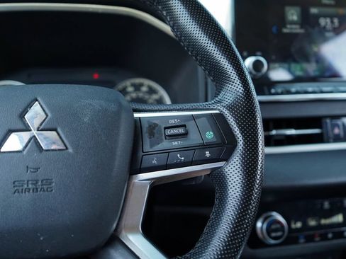 Used 2022 Mitsubishi Outlander SEL FWD image 28
