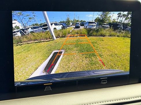 Used 2023 Chevrolet Tahoe LT RWD image 27