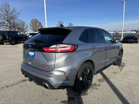 Used 2022 Ford Edge ST w/ Equipment Group 401A image 9