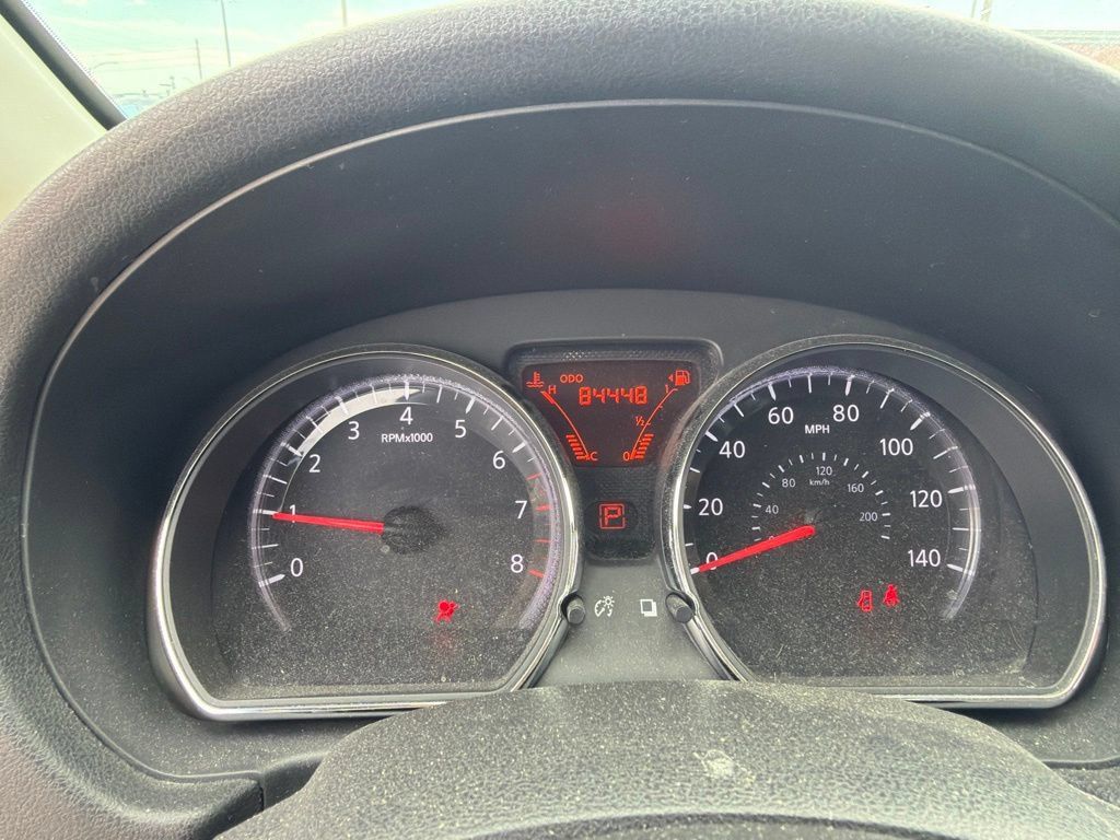 Used 2014 Nissan Versa Note SV FWD image 11