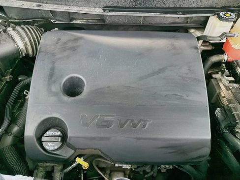 Used 2020 Chevrolet Traverse Premier FWD image 31