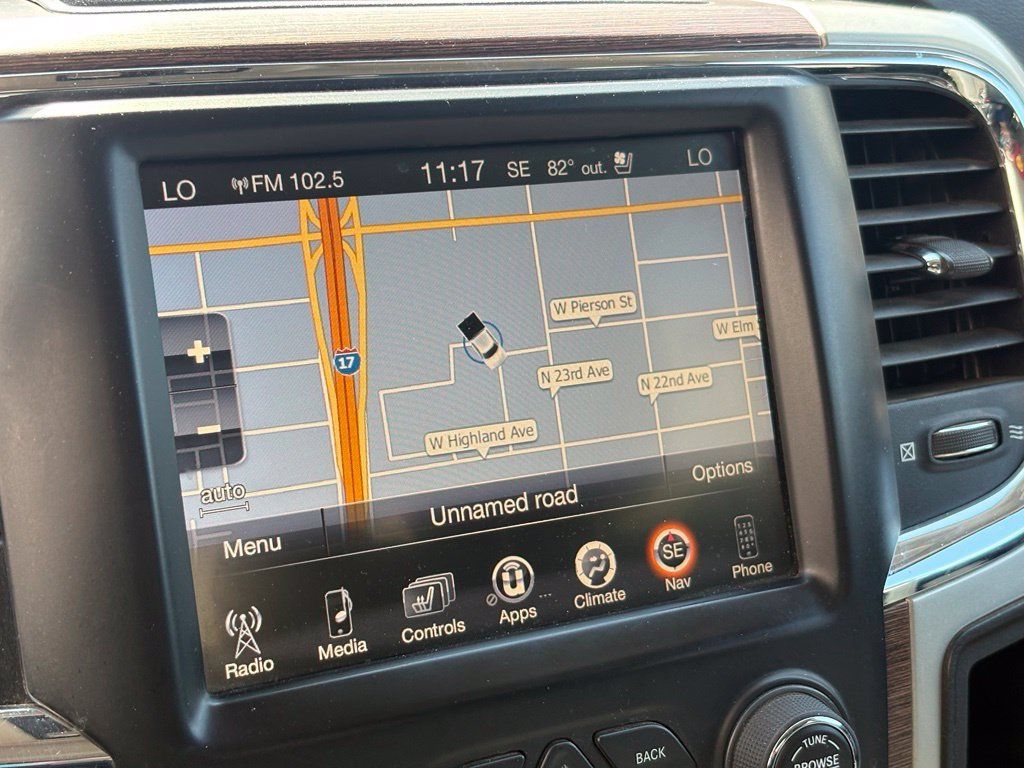 Used 2016 RAM 2500 Laramie AWD/4WD image 16