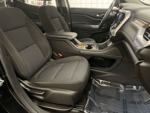 Used 2020 GMC Acadia SLE w/ Driver Convenience Package FWD image 21