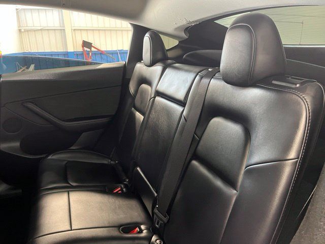 Used 2023 Tesla Model Y Long Range AWD/4WD image 19
