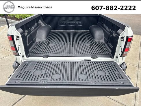 Used 2022 Nissan Frontier S w/ Technology Package AWD/4WD image 5