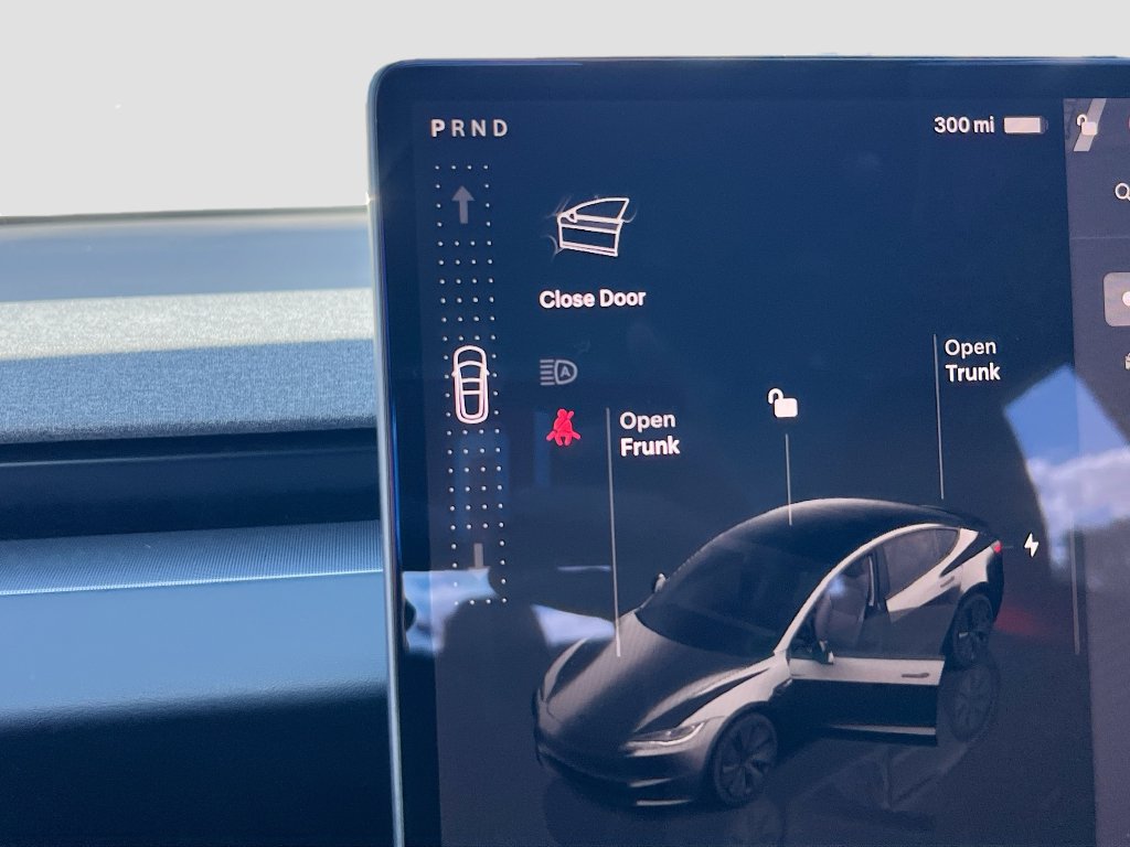 Used 2025 Tesla Model 3 Long Range RWD image 16