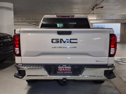 Used 2026 GMC Sierra 1500 SLE AWD/4WD image 9
