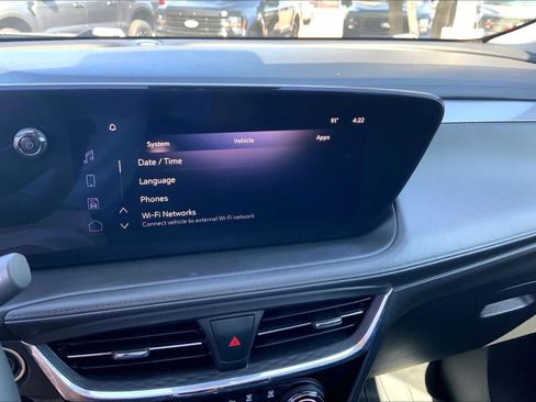 Used 2025 Buick Encore GX Sport Touring w/ Advanced Technology Package FWD image 32