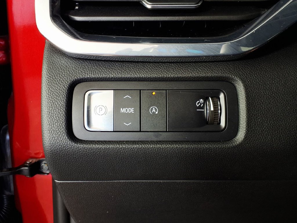Used 2024 GMC Acadia Denali FWD image 19