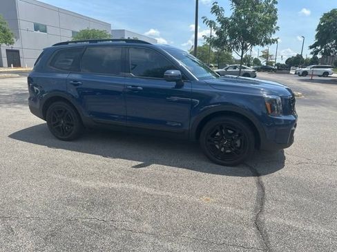 Used 2024 Kia Telluride EX X-Line AWD/4WD image 2