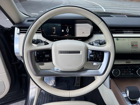 Used 2023 Land Rover Range Rover SE AWD/4WD image 34