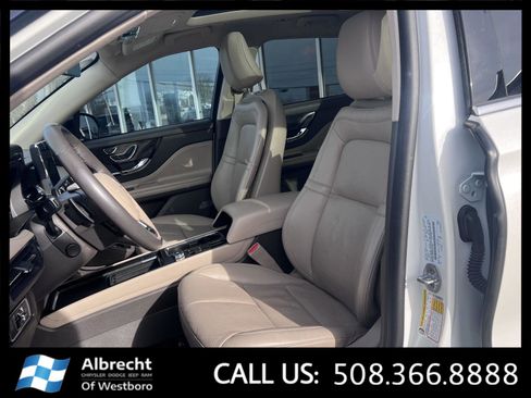 Used 2022 Lincoln Corsair Reserve w/ Equipment Group 201A image 10