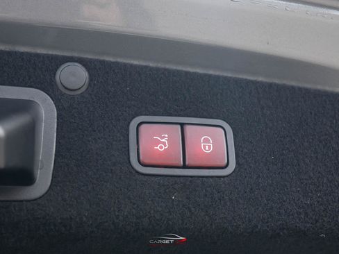 Used 2015 Mercedes-Benz S 550 Sedan image 49