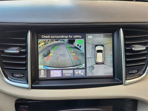 Used 2019 INFINITI QX50 Essential w/ Premium Heat Package image 17