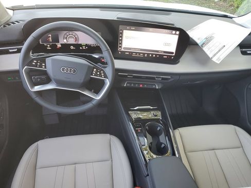 New 2026 Audi Q3 quattro 2.0T AWD/4WD image 3