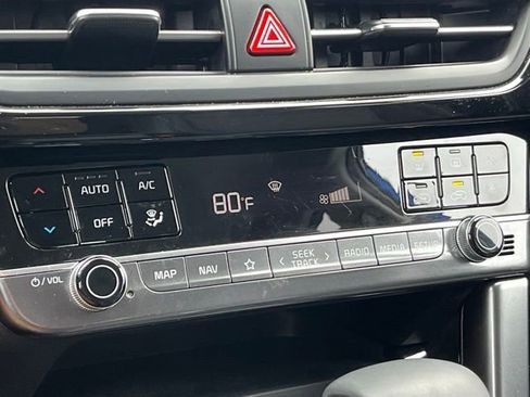 Certified 2025 Kia Seltos S image 25