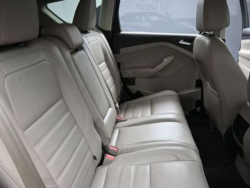 Used 2017 Ford Escape Titanium FWD image 28