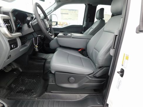 New 2025 Ford F350 XL w/ XL Off-Road Package image 15