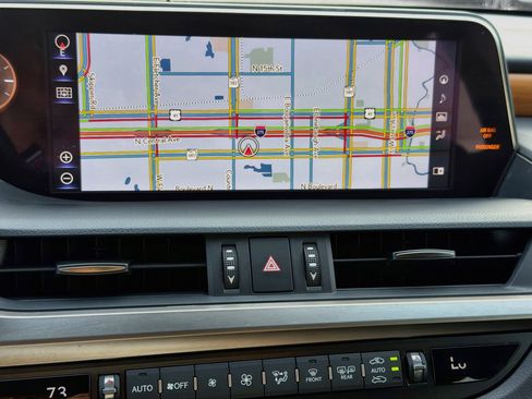 Used 2019 Lexus ES 300h FWD image 33