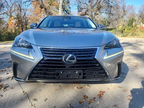 Used 2018 Lexus NX 300 FWD image 2
