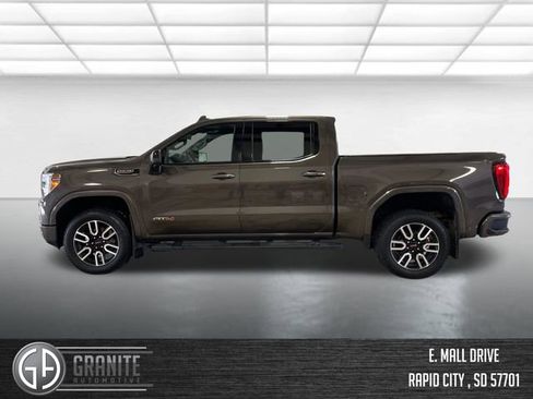 Used 2019 GMC Sierra 1500 AT4 w/ AT4 Preferred Package AWD/4WD image 2