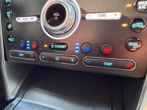 Used 2018 Ford Explorer Limited w/ Ford Safe & Smart Package image 45