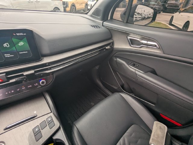 Certified 2026 Kia Sportage EX AWD/4WD image 17