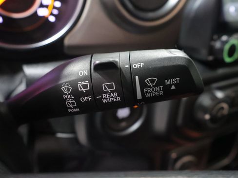 Used 2021 Jeep Wrangler Unlimited Sport AWD/4WD image 34