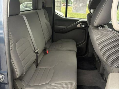 Used 2019 Nissan Frontier PRO-4X AWD/4WD image 16