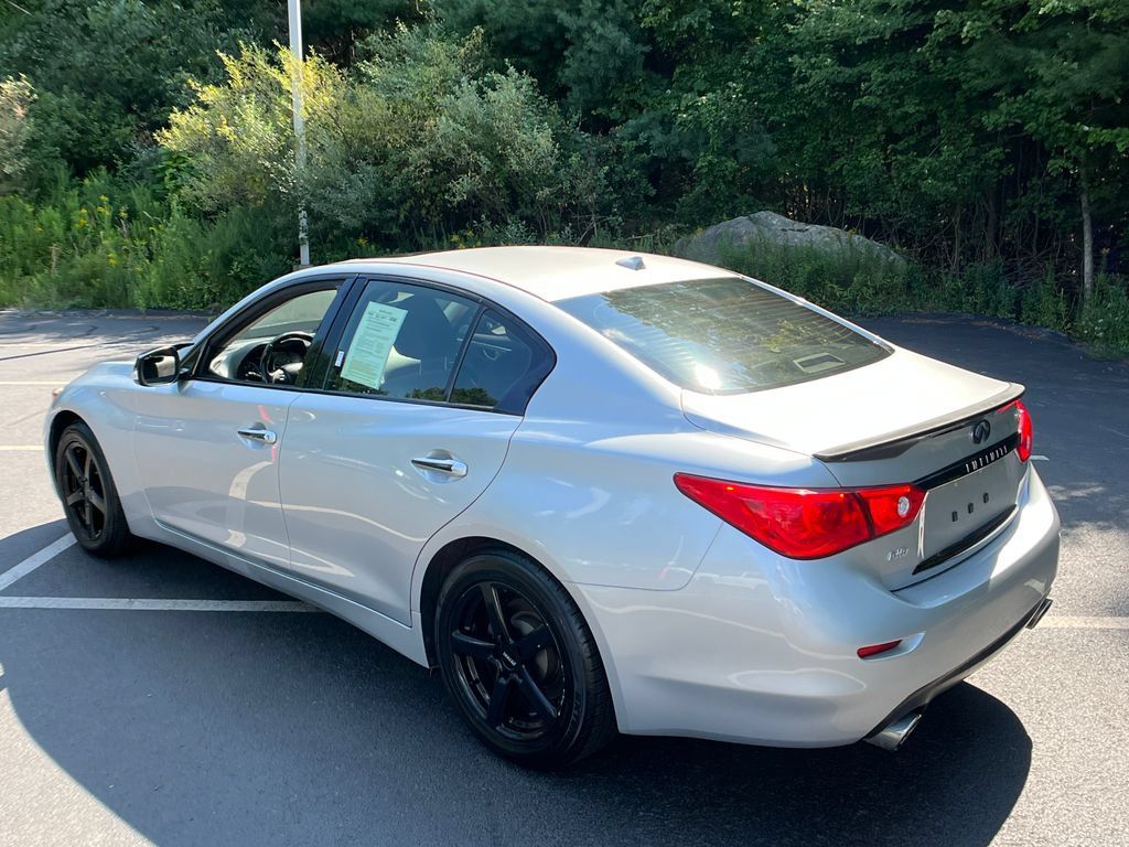 Used 2017 INFINITI Q50 Premium w/ 2.0T Premium Plus Package AWD/4WD image 3