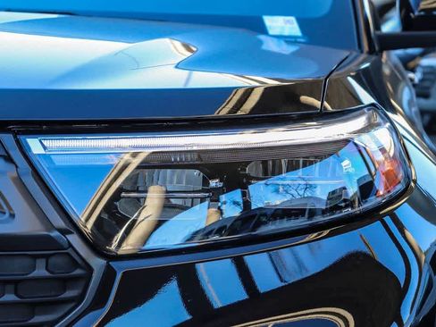 Used 2023 Ford Explorer Timberline w/ Timberline Technology Package image 4