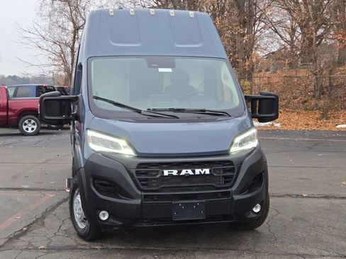 Used 2024 RAM ProMaster 3500 image 4