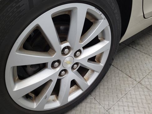 Used 2015 Chevrolet Malibu LT image 31