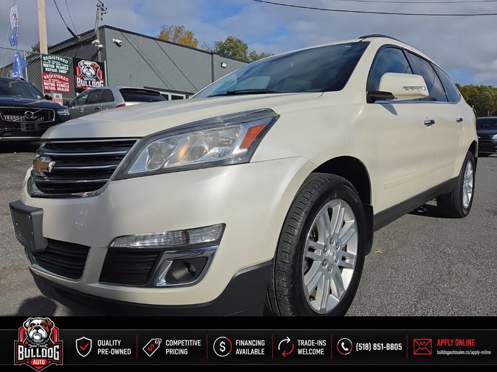 Used 2015 Chevrolet Traverse LT w/ Style and Technology Package AWD/4WD image 1