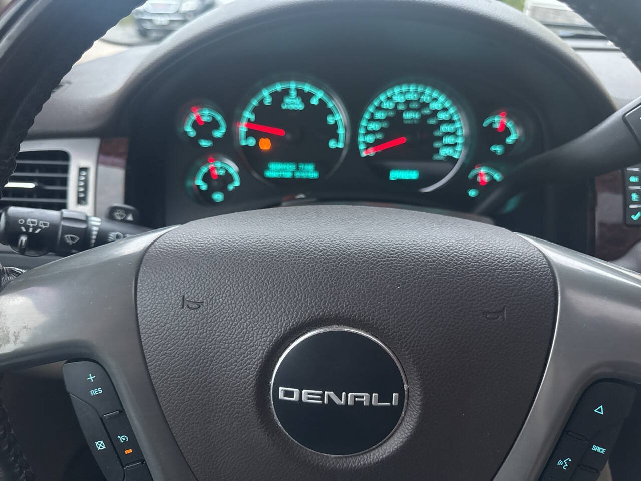 Used 2008 GMC Yukon XL Denali AWD/4WD image 28