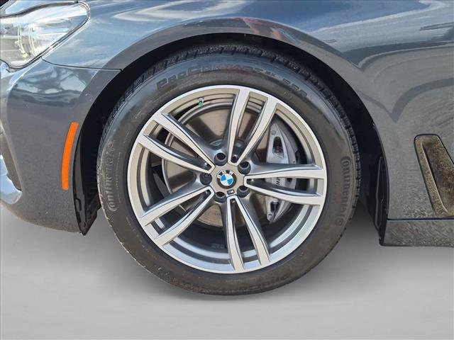 Used 2017 BMW 740i RWD image 26