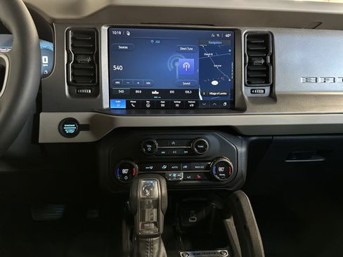 New 2026 Ford Bronco Big Bend w/ Black Diamond Package AWD/4WD image 8