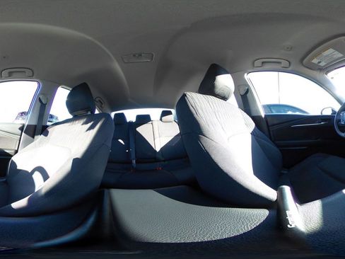 Used 2025 Toyota Camry LE image 41