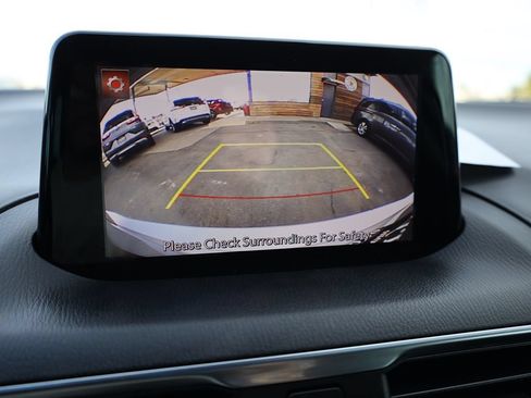 Used 2018 MAZDA MAZDA3 Grand Touring FWD image 25