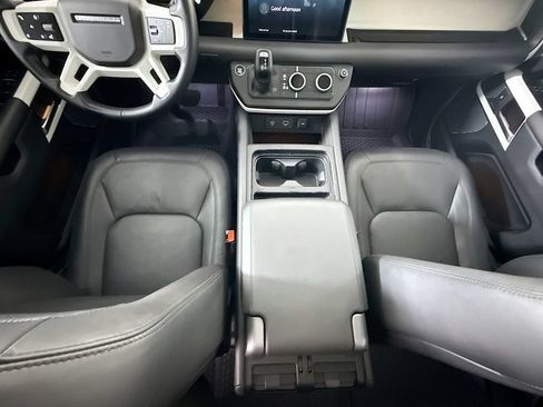 Certified 2023 Land Rover Defender 110 SE AWD/4WD image 16