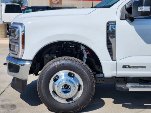 New 2026 Ford F350 Lariat w/ Lariat Premium Package AWD/4WD image 10