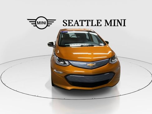 Used 2017 Chevrolet Bolt LT FWD image 10