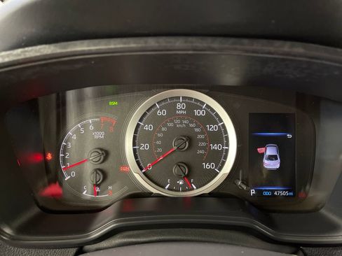 Certified 2021 Toyota Corolla SE w/ SE Premium Package FWD image 18