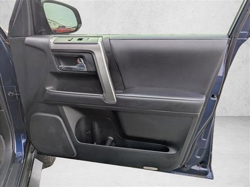 Used 2021 Toyota 4Runner SR5 AWD/4WD image 25