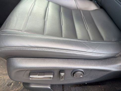 Used 2024 Honda CR-V EX-L image 14