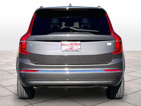 Used 2023 Volvo XC90 T8 Plus image 7