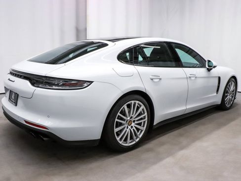 Used 2023 Porsche Panamera 4 Platinum Edition image 6