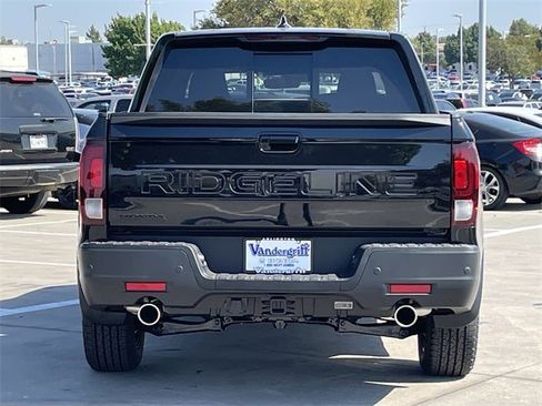 New 2026 Honda Ridgeline Black Edition image 5