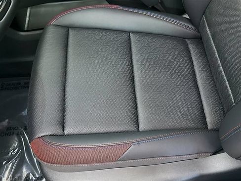 New 2026 Chevrolet Equinox RS w/ Convenience Package III FWD image 21